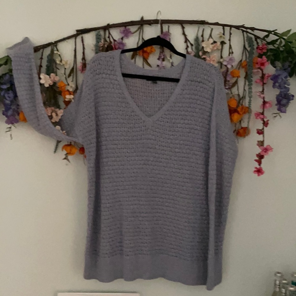 American eagle sweater